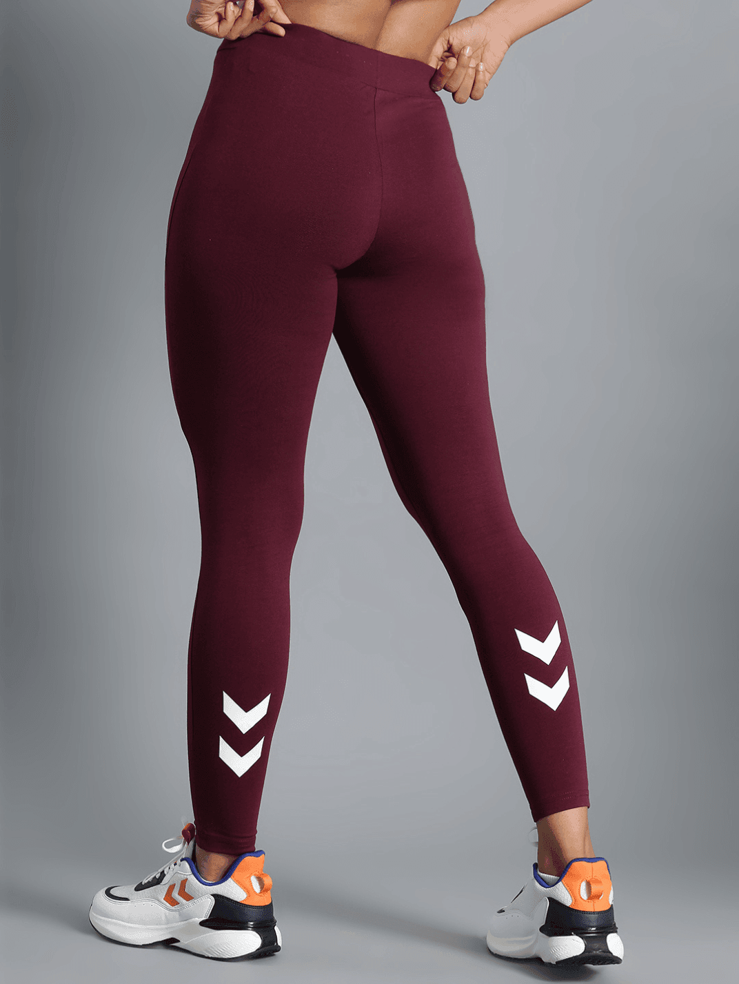 Daily Slim Fit Cotton Elastane Tights - Hummel India