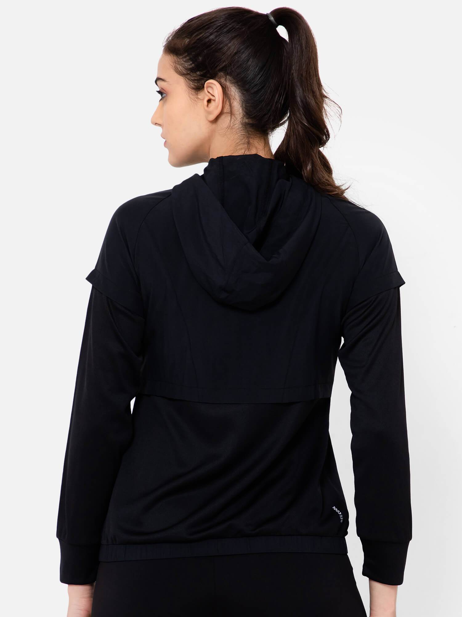 Asnee Polyester Jacket - Hummel India