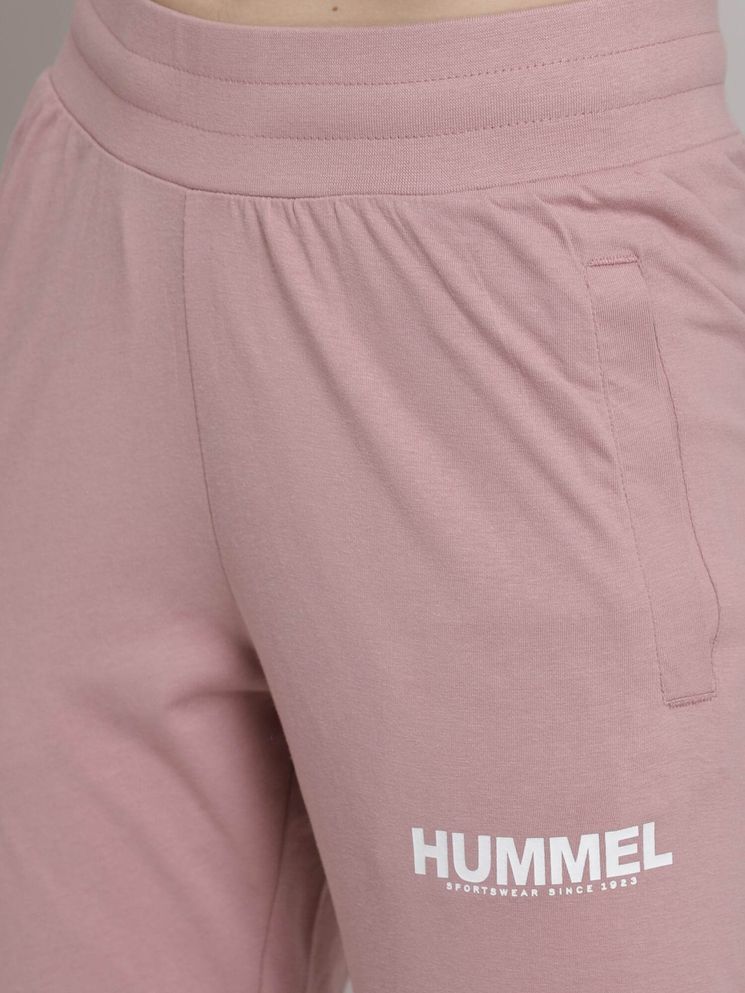 Sandra Cotton Tapered Pant - Hummel India