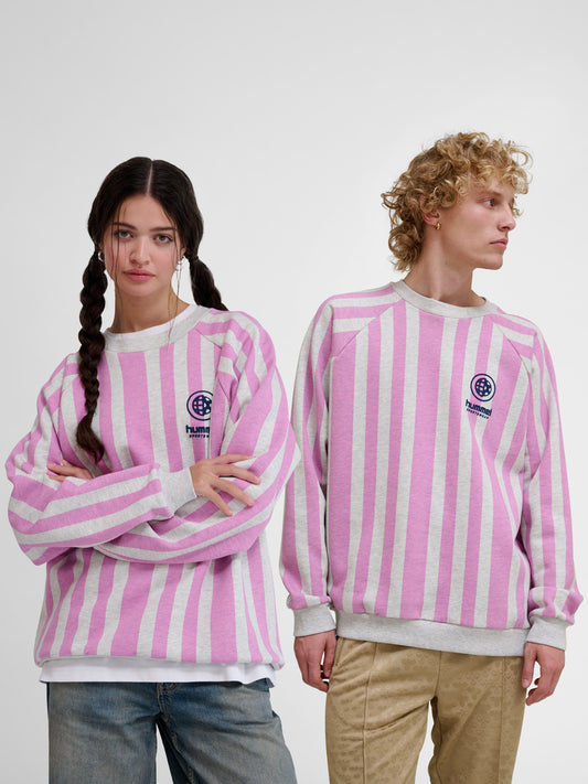 Loose Crewneck Soccer Love