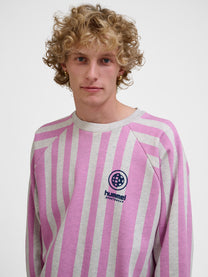 Loose Crewneck Soccer Love