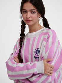 Loose Crewneck Soccer Love