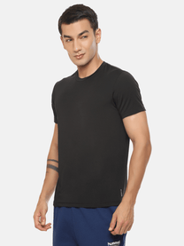 Hummel Genise Men Black Poly T-Shirt - Hummel India