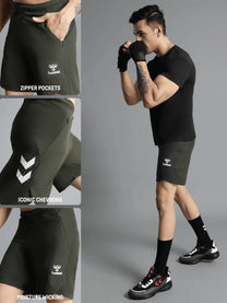 Kuro Polyester Short