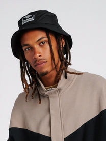 Vejr Hat