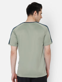 Hummel Fayis Men Polyester Green T-Shirt